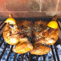 Una foto de Pollo a la parrilla sabrosón