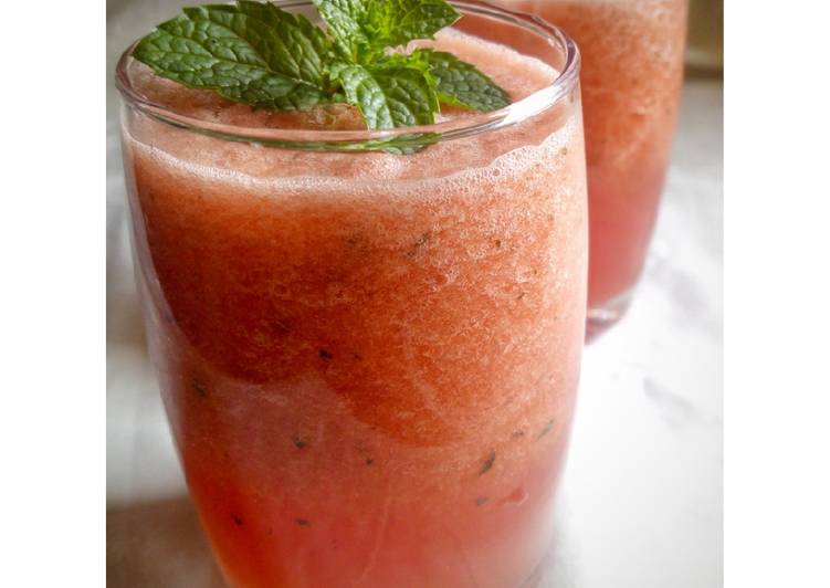 Step-by-Step Guide to Prepare Favorite Simple watermelon juice
