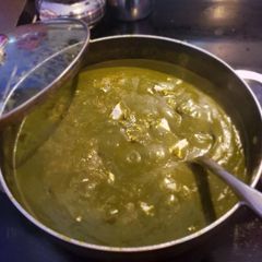 A picture of Spinach Broccoli Curry.