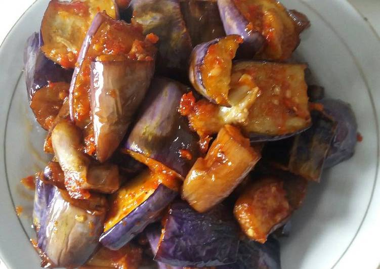 Langkah Mudah untuk Membuat Balado terong ala catering vera, Lezat