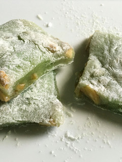 Una foto de Matcha Yubeshi (mochi)