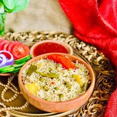 A picture of White vegetable Tahiri / Aloo Matar Tahiri.