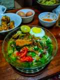 Soto Ayam Kuah Kuning