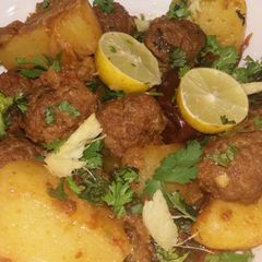 A picture of Kofta karai.