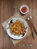 Chai Tou Kueh / Stir Fried White Radish Cake
