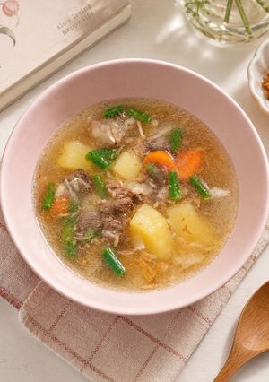 A picture of 197. Simple Beef Vegetable Soup.