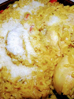 Una foto de Arroz amarillo con pollo de mi abuela