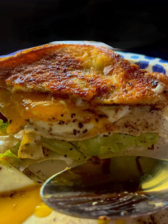 A picture of Eggy breaky heart.