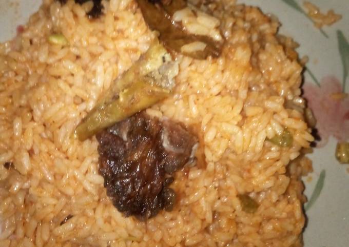 Jollof rice and fried meat