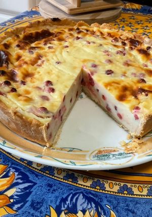 Une photo de Flan pâtissier aux groseilles rouges et vanille