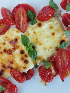 Foto di Primo sale con pomodorini al forno