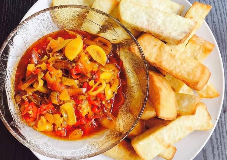 Easiest Way to Make Speedy Onion, Pepper Sauce with Fried Yam | Satisfyingrecipe.web.app