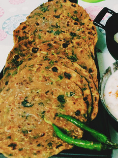 मेथी थेपला(Methi thepla recipe in Hindi) रेसिपी मुख्य फोटो