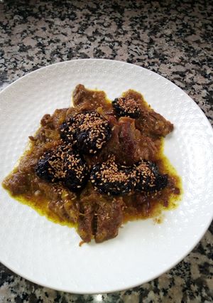 صورة لوصفة طبق لحم ببرقوق