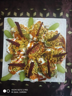 दही बड़ा (Dahi bada recipe in hindi) रेसिपी मुख्य फोटो