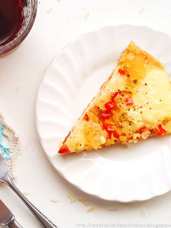 Una foto de Masa de pizza con arroz cocido (SIN GLUTEN) Fácil, ECONÓMICO y sin trabajo (Lo hacemos en la licuadora o multiprocesadora)