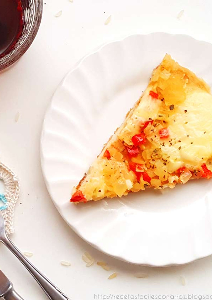 Una foto de Masa de pizza con arroz cocido (SIN GLUTEN) Fácil, ECONÓMICO y sin trabajo (Lo hacemos en la licuadora o multiprocesadora)