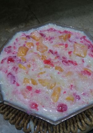 A picture of Savaiya Mango custard.
