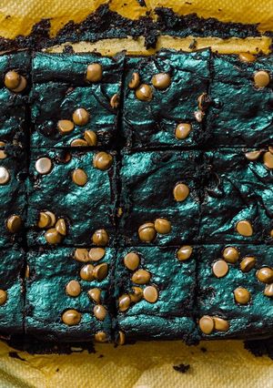 A picture of Avocado Brownies.