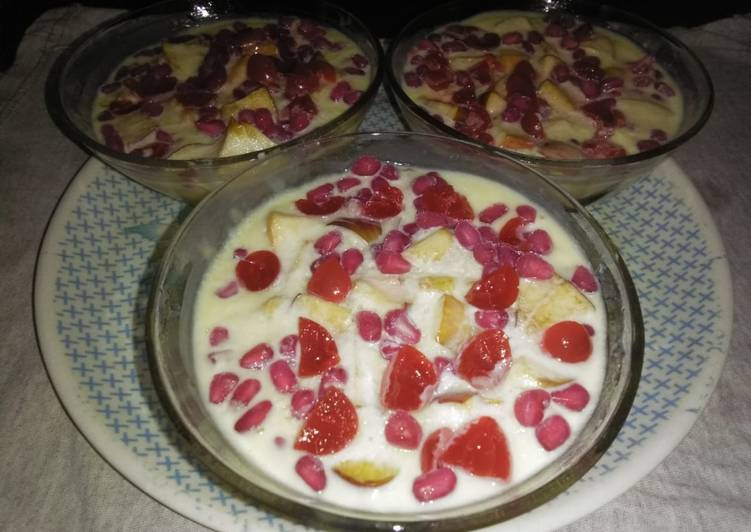 Fruit custard