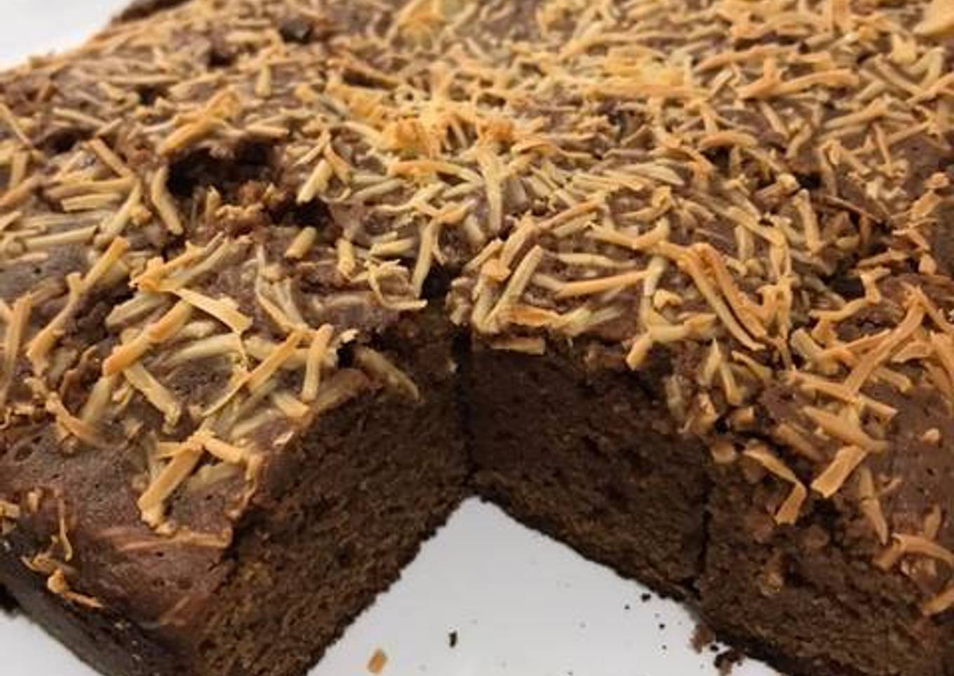 Langkah Mudah untuk Menyiapkan Brownies Cokelat Moist Yummy no BP&Soda
Kue, Menggugah Selera