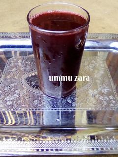 A picture of Zobo drink.