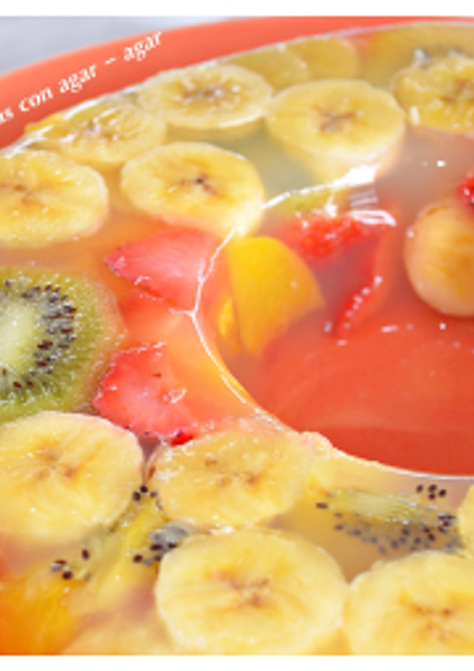 Una foto de Aspic de frutas con agar - agar (Thermomix)