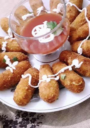 A picture of Potato crispy costume.