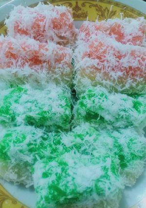 Foto resep Lapis singkong sentiling