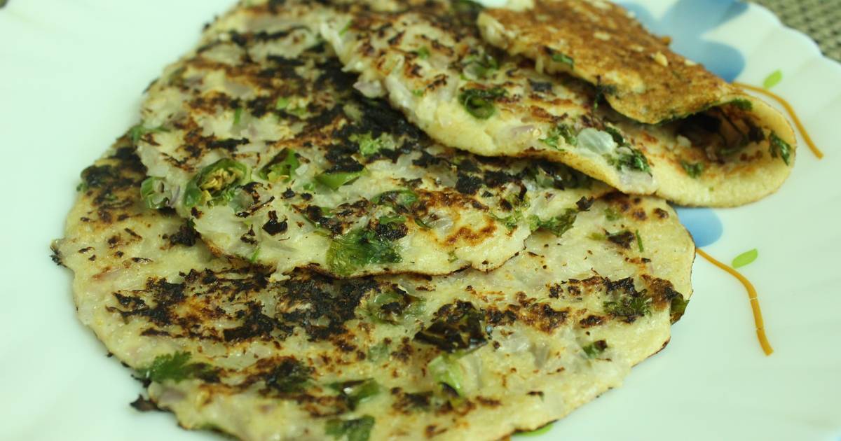 Onion Oats uthappam Recipe by Tiya Joshi Cookpad