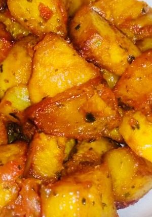 A picture of Aloo ki sabji.