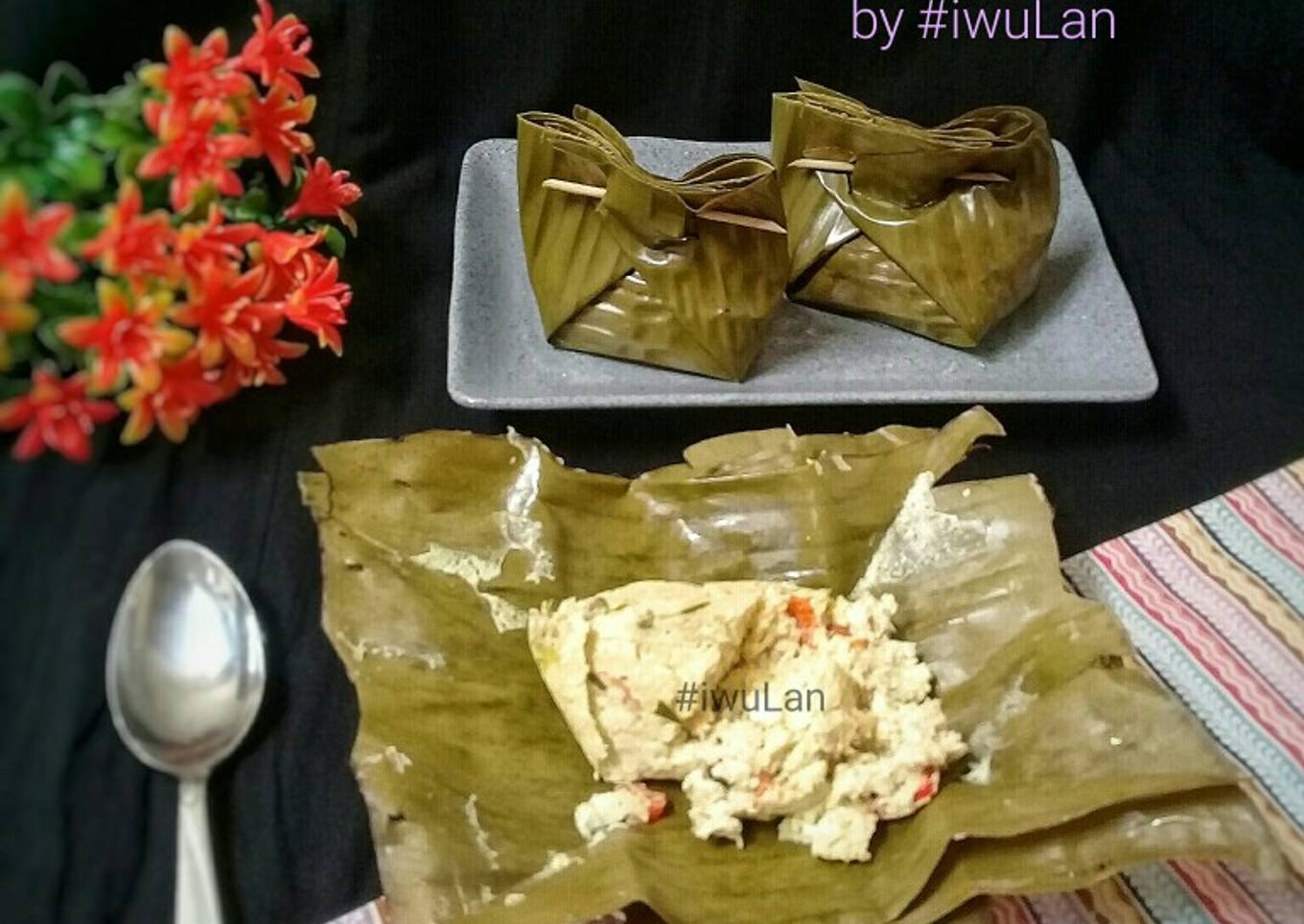Bothok Ayam Tahu