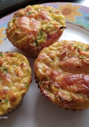 Una foto de Muffins de zapallitos y zanahoria