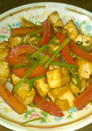 Hình của món Đậu hũ lắc lư.