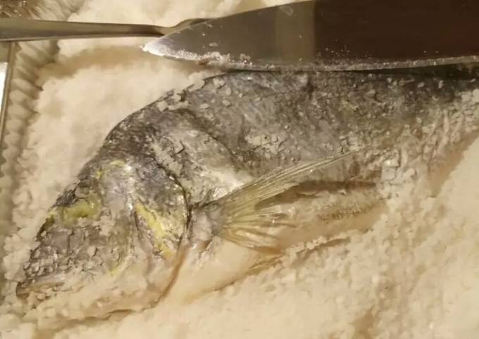 How to Prepare Perfect Sea bream in a rock salt crust 🎄