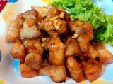 Thịt rang cháy cạnh