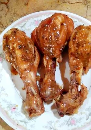 A picture of Namkeen chicken legs.