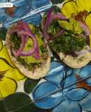 *Huaraches: Festín Mexicano*