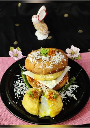 A picture of Cheese Stuffed Vada Pav Burger.