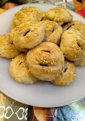 صورة لوصفة كحك بعجوة سهل وبطعم لذيذ ومميز 😋❤️
