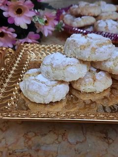 صورة لوصفة غريبة الكوك(جوز الهند) بدون سميد..سهلة ولذييذة😋😋