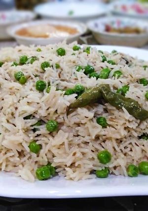 A picture of Matar Pulao.