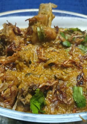 A picture of Chicken with Coriander, Coconut and Kasoori Methi.