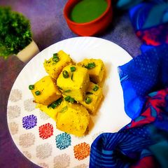 A picture of Moong dal dhokla.