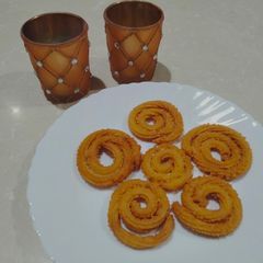 A picture of #FM#W3#Khasta Chakli without rice flour.