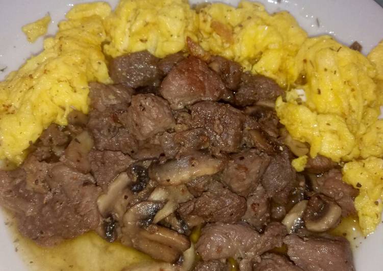 Wagyu Cube rice bowl with mushroom and scrambled egg