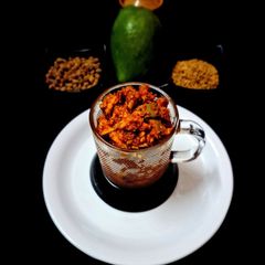 A picture of Chana Methi Mango Pickle.
