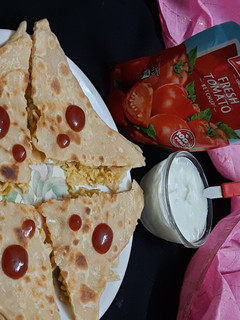 मैगी नूडल्स पराठा (Maggi Noodles Paratha Recipe In Hindi) रेसिपी मुख्य फोटो