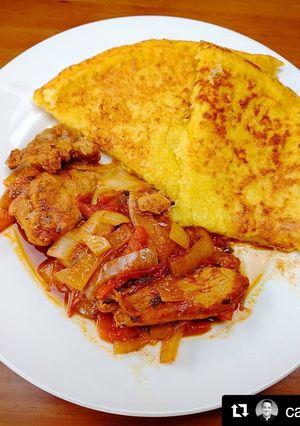 Una foto de Cerdo Entomatado con Changa de Maíz Nuevo