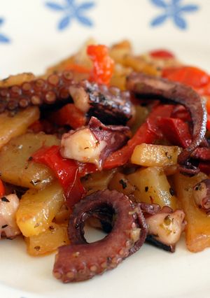 Foto di Polpo con peperoni e patate 🐙